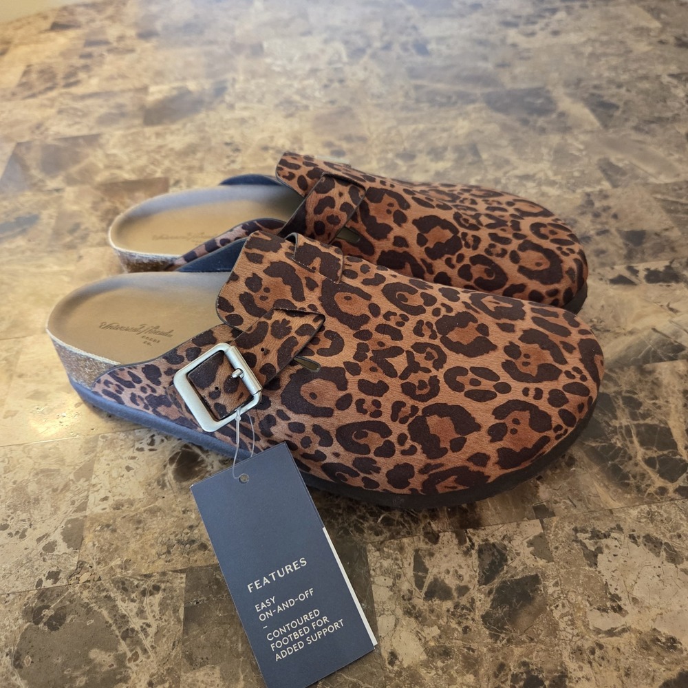 Universal Thread sz 8 Betsy Clog Mule Flats leopard cheetah casual fall
